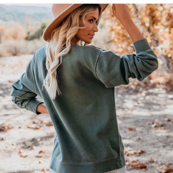 Take Me to the Mountains Graphic Sweatshirt - Picture 2 of 6